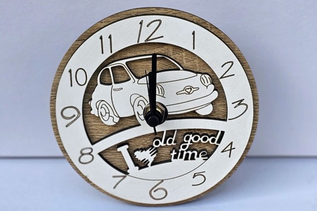 Bomboniera orologio fiat F00, bomboniera solidale per battesimo e comunione