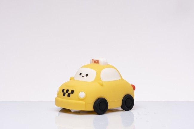 Bomboniera bambino: lampada macchinina taxi giallo in silicone