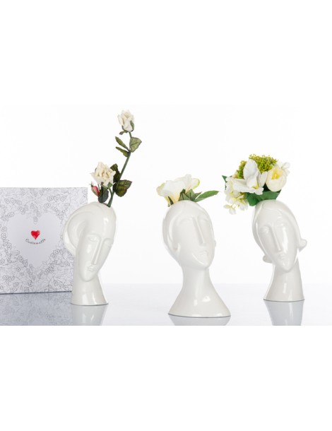 Vaso in porcellana bianca, viso di Modigliani assortito in 3 movimenti